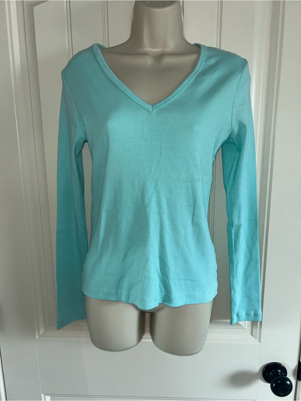 NEW Hard Tail Women’s Long Sleeve V-Neck Top - Aqua Blue Sz L